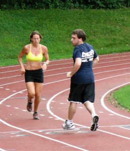 backwards running health benefits - PhysioLeeds